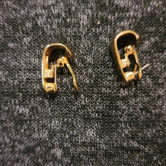 Vintage RARE Gold plated earrings - Picture 2 of 3